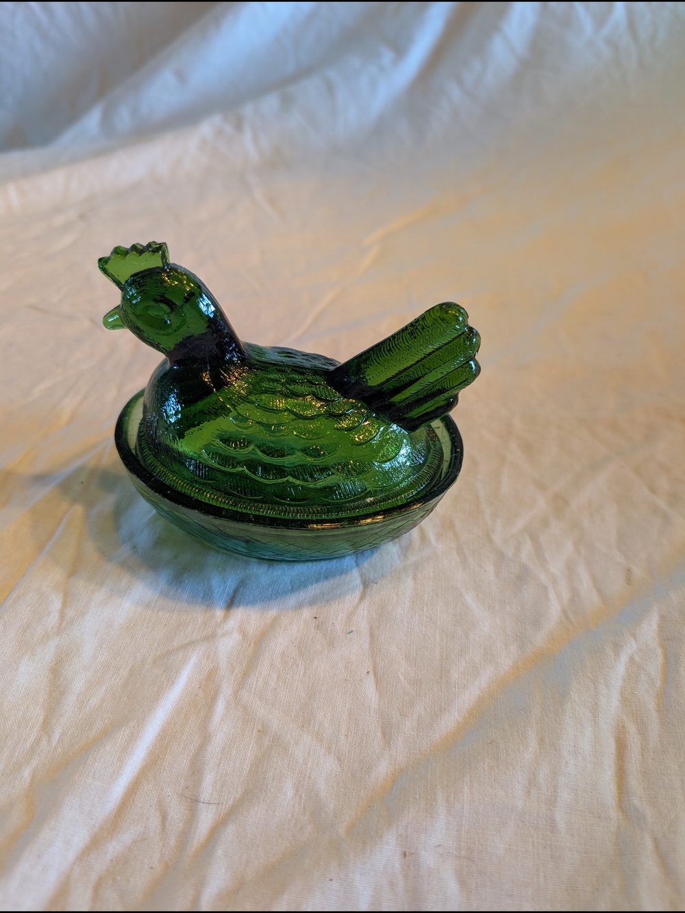 2/100$ Green Glass Hen-on-Nest Trinket Dish